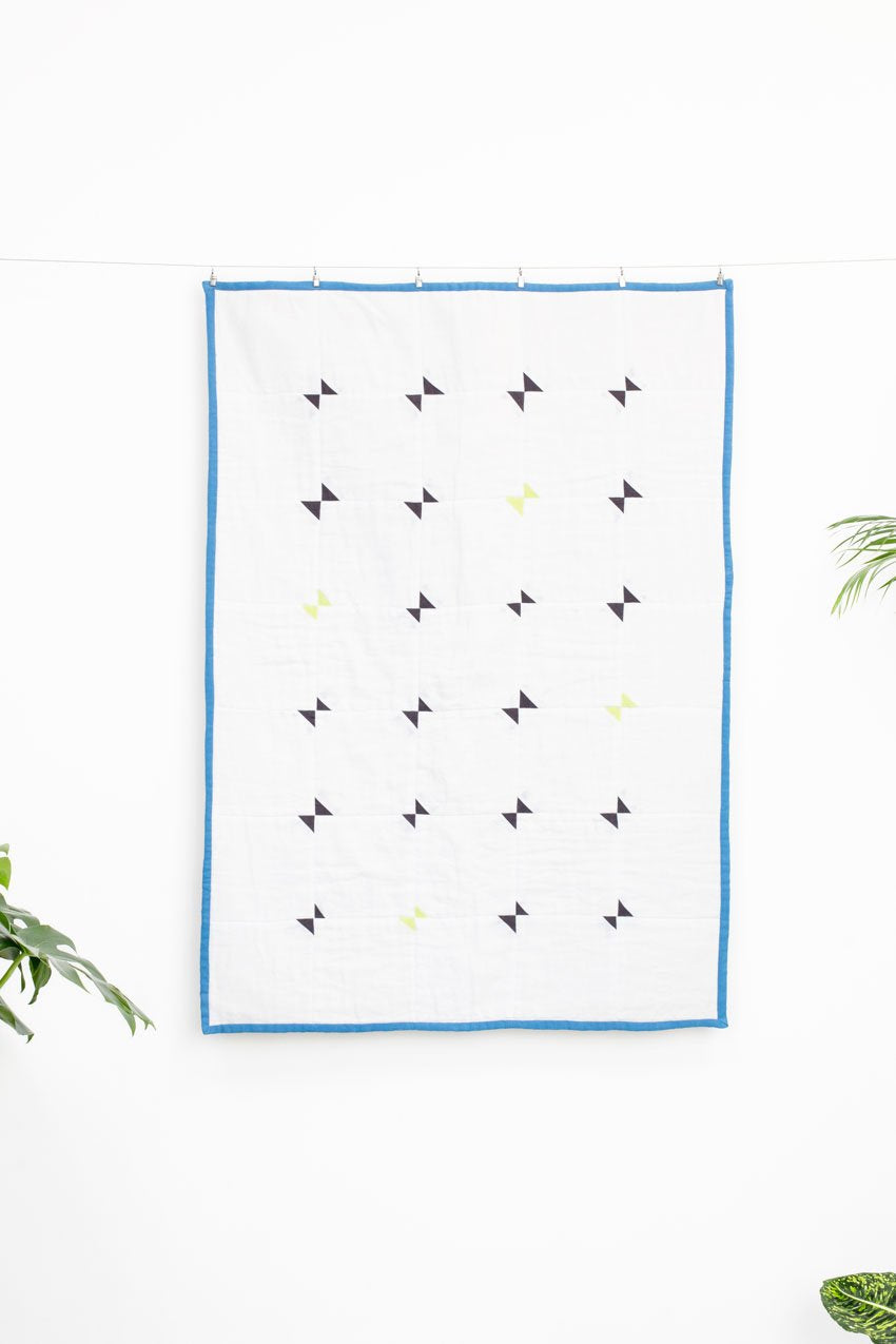 PAPER PLANES image 0