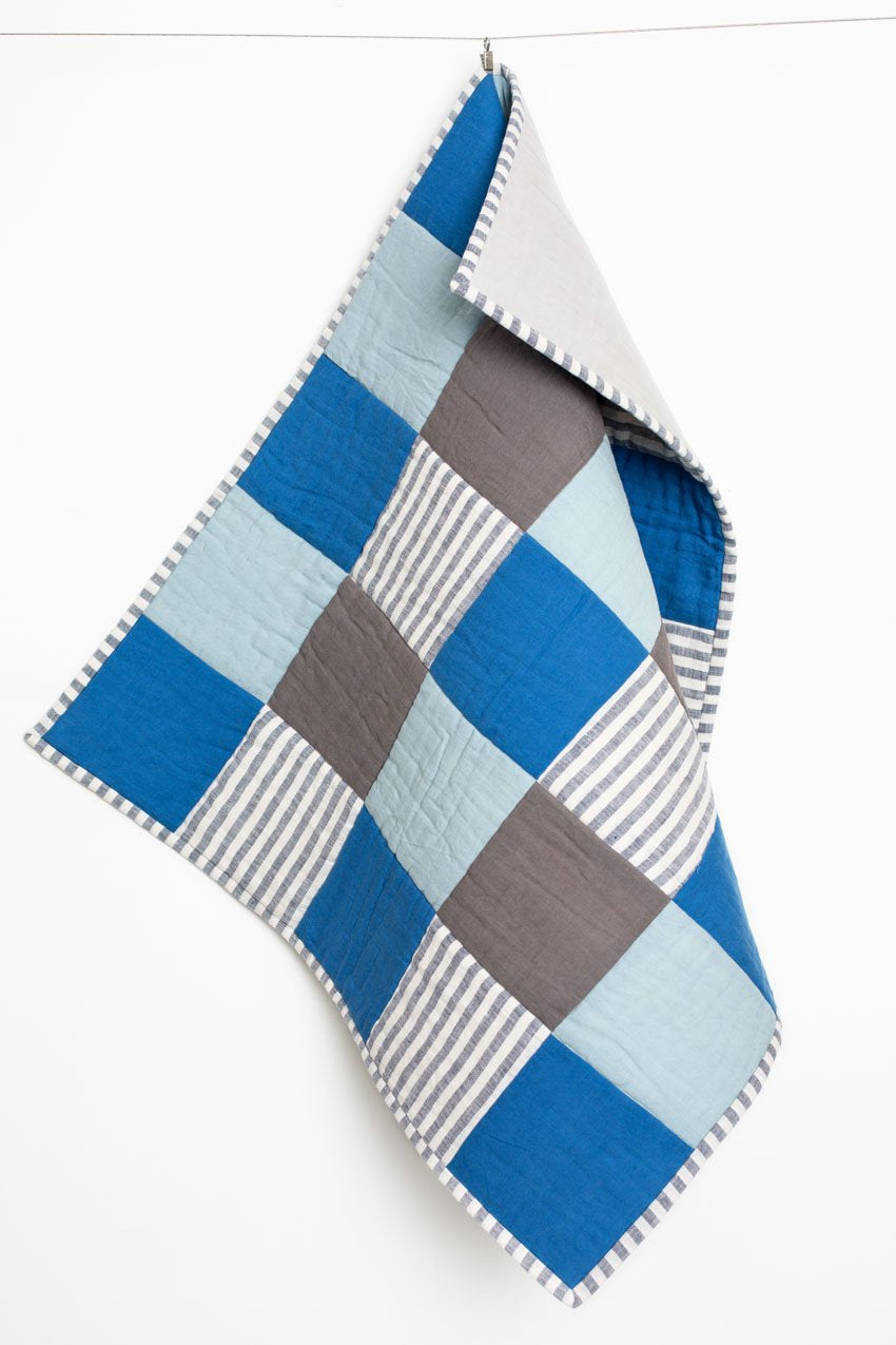 RAILROAD QUILT image 3